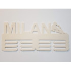 Věšák na medaile s názvem sjezdové lyžování