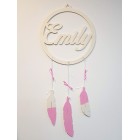 Dřevěné jméno v kruhu s peřími 30cm