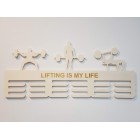 Dřevěný držák na medaile s názvem trojboj a laserovaným textem 55cm