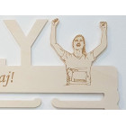 Dřevěný držák na medaile s laserováním 45cm vítěz