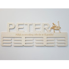 Dřevěný držák na medaile s jménem a laserovaným textem 55cm zápasení