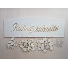 Dřevěný rodinný kalendář typ C s nápisem "Rodinný kalendář" CZ