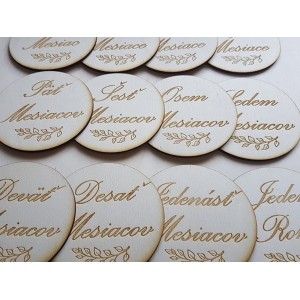 Pamětní krabičky a tabulky s údaji 2