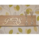 Svatební stojan s vašimi iniciálami