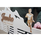 80cm dřevěný věšák na medaile s laserováním a jménem - Domino