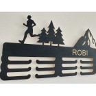 Dřevěný věšák na medaile atletiky s malbou 55 cm a s rytím