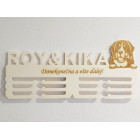 Dřevěný držák na medaile s laserováním 45cm pes Bernský salašnický pes