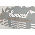 65cm dřevěný věšák na medaile malovaný - hory a les