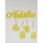 Dřevěné jméno na zeď barva žlutá-světlá