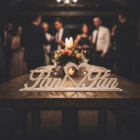 Svatební stojan Paní a Pan s srdíčkem