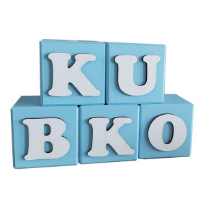 Dřevěné kostky s jménem