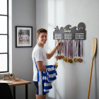 Dřevěný věšák na medaile VLNY 80cm + malování + jméno