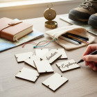 Doplňky výřez obdélníky s opálenými hranami k rodinnému kalendáři