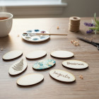 Doplňky výřez ovály - měsíce s opálenými hranami k rodinnému kalendáři