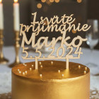 Dřevěná zástava prvního svatého přijímání S JMÉNEM a DATUMEM 15 cm