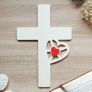 Kříž na stěnu se srdíčkem ve srdíčku 30 cm
