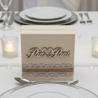 Svatební krabička s úzkou krajky Pan a Paní