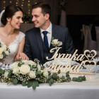 Stojan s křestními jmény a datem