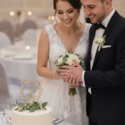 Dřevěný svatební zapich věneček s názvy 16cm