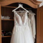 Svatební háček Nevěsta BÍLÝ