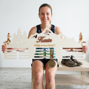 80 cm věšák na medaile 2