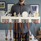 80cm dřevěný věšák na medaile s laserováním športom