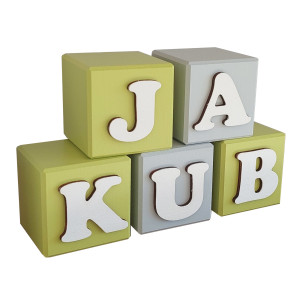 Dřevěné kostky s jménem