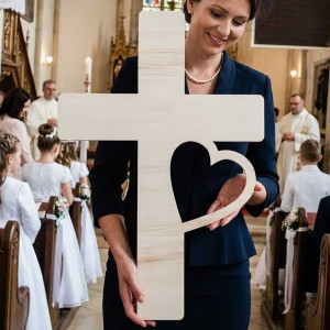 Výzdoba do kostela kříž se srdcem 73cm
