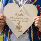 Dřevěná tabulka 17cm-Rodina je tam